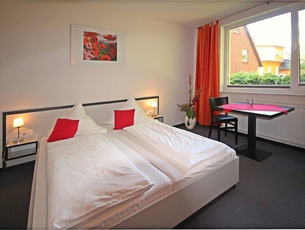 Hotel Zwischen Den Seen Waren  Exteriör bild