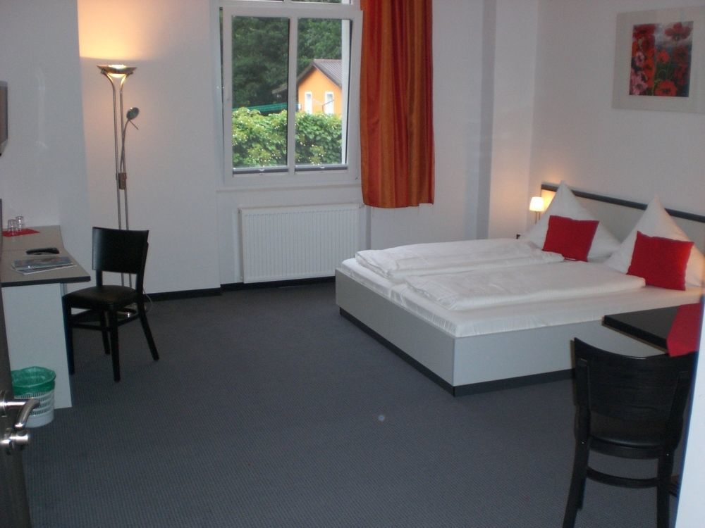 Hotel Zwischen Den Seen Waren  Exteriör bild